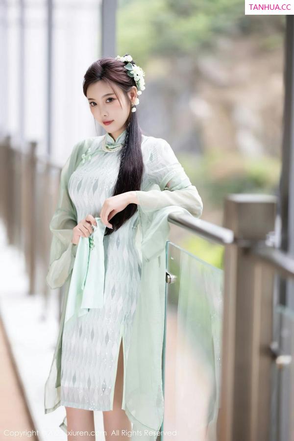 杨晨晨 sugar小甜心CC [XiuRen]高清写真图 2023.06.27 No.6983 杨晨晨Yome 旗袍美腿第5张图片